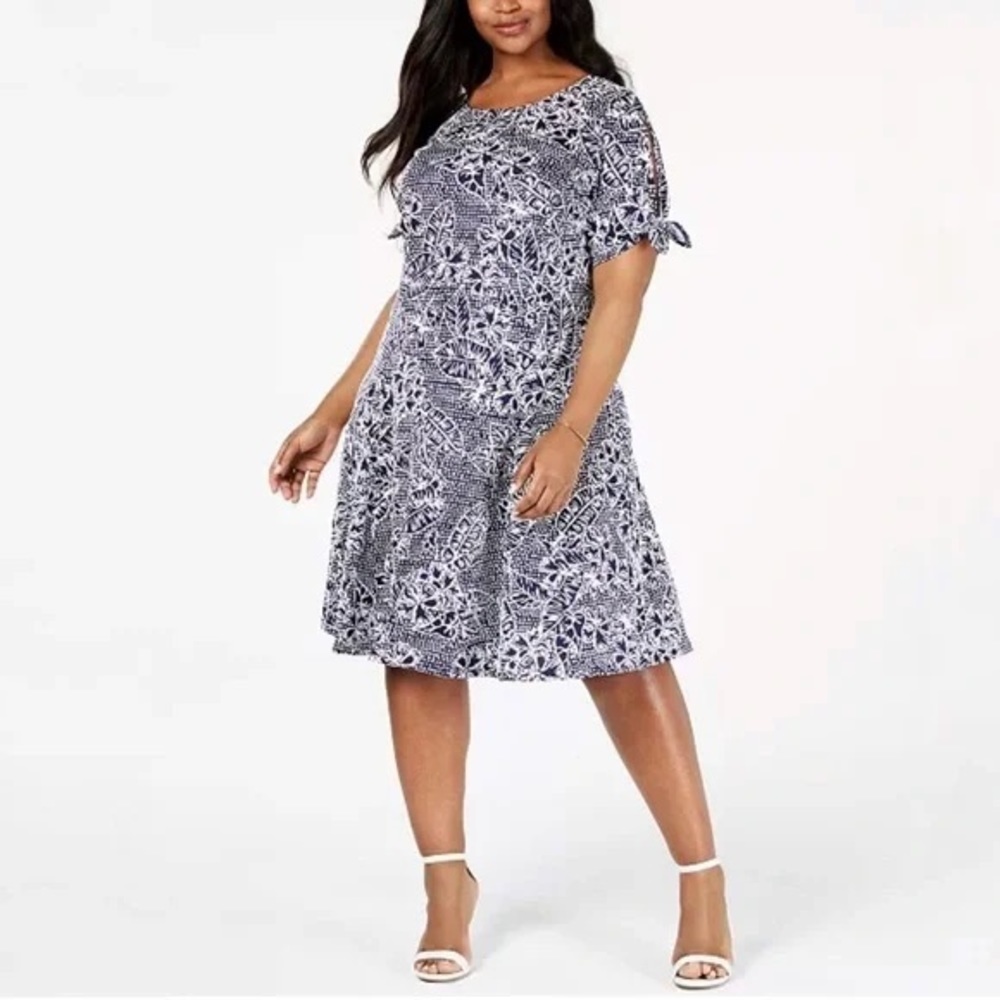 New York Collection Plus Size Tie-Sleeve Dress 1X